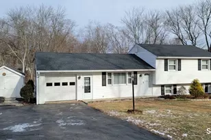 19 Klan Dr, Wolcott, CT 06716 - Photo 1