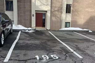 195 Burgundy Hill Ln, Middletown, CT 06457 - Photo 1