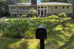 10 S Ledge Rock Rd, East Lyme, CT 06357 - Photo 1