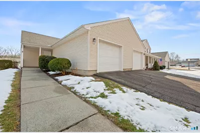 117 Dibble Hollow Lane #117, Windsor Locks, CT 06096 - Photo 1