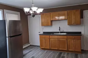 3 Botsford St, Meriden, CT 06451 - Photo 5