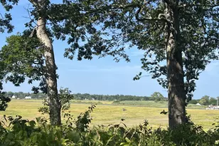 194 Chaffinch Island Rd, Guilford, CT 06437 - Photo 1