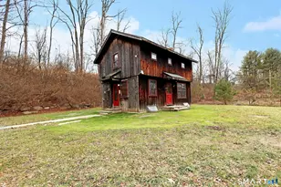 380 Newtown Turnpike, Redding, CT 06896 - Photo 1