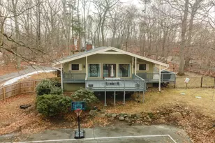 39 Inchcliffe Dr, Ledyard, CT 06335 - Photo 1