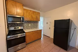 215 Woodlawn Terrace, Waterbury, CT 06710 - Photo 1