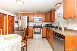 97 Benson St, New Britain, CT 06051 - Photo 3