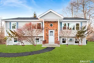 21 Donna Dr, New Fairfield, CT 06812 - Photo 1