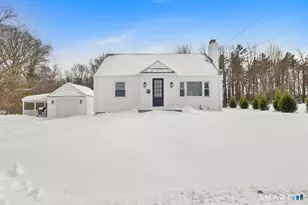 424 Waverly Rd, Shelton, CT 06484 - Photo 1