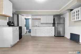 18 Hobart St, Meriden, CT 06450 - Photo 1