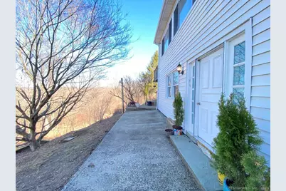 5 Hillside Drive #A, New Fairfield, CT 06812 - Photo 1