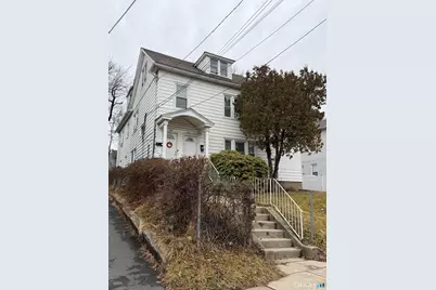 58-60 Ashford Street, Hartford, CT 06120 - Photo 1