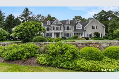 110 Queens Grant Drive, Fairfield, CT 06824 - Photo 1