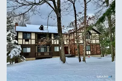 4 Arlington Court #4, Brookfield, CT 06804 - Photo 1