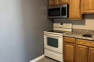 356 Franklin Ave, Hartford, CT 06114 - Photo 1