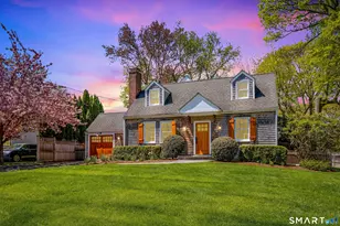 12 Walmsley Rd, Darien, CT 06820 - Photo 1