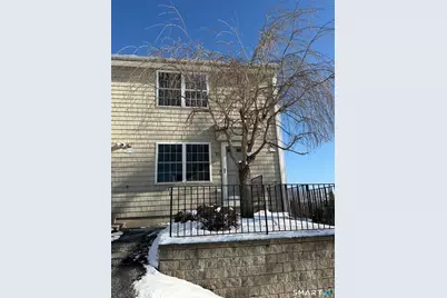 108 Mohican Avenue #APT 10, Waterbury, CT 06708 - Photo 1