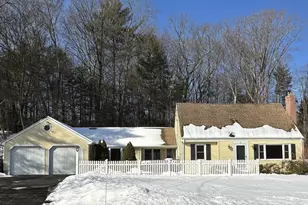 27 Fernwood Dr, Simsbury, CT 06070 - Photo 1