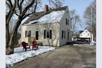 34 Buckingham Avenue, Norwich, CT 06360 - Photo 1