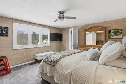 324 Old Farms Road, Simsbury, CT 06070 - Photo 17