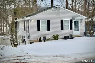 230 E Wakefield Blvd, Winchester, CT 06098 - Photo 1