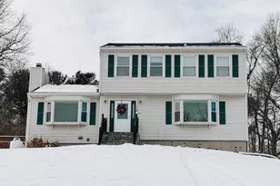 24 Deer Run Dr, Seymour, CT 06483 - Photo 1