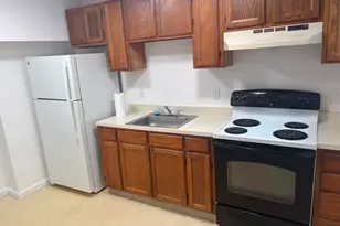 8 East St, New Milford, CT 06776 - Photo 1