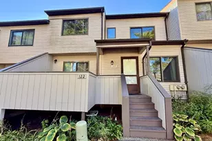 122 Cottonwood Rd, Newington, CT 06111 - Photo 1