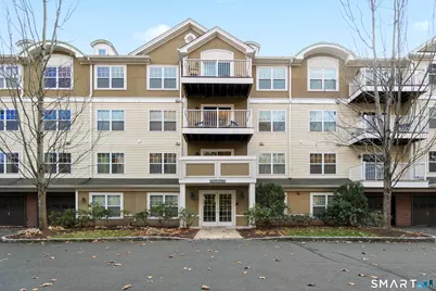 26 Schoolhouse Drive #204, West Hartford, CT 06110 - Photo 1