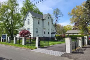 110 Darby St, Bloomfield, CT 06002 - Photo 1