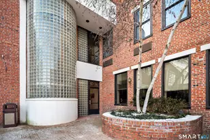 32 Haviland St, Norwalk, CT 06854 - Photo 1