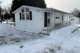 14 Chestnut Dr, Westbrook, CT 06498 - Photo 1