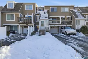 449 Thoreau St, Branford, CT 06405 - Photo 1