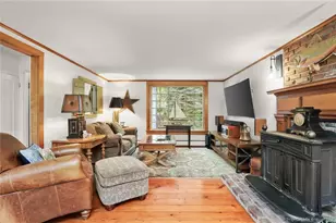 47 Hollow Tree Ridge Rd, Darien, CT 06820 - Photo 1