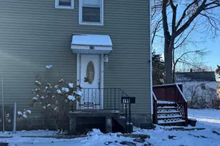 117 Dupont Pl, Bridgeport, CT 06610 - Photo 1