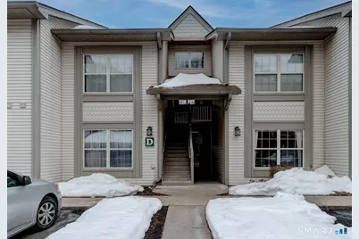 33 Langdon Court #APT D104, Berlin, CT 06037 - Photo 1