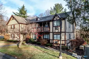27 Rollingwood Dr, Brookfield, CT 06804 - Photo 1