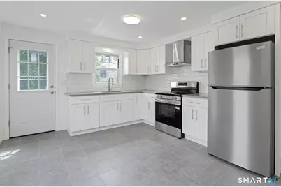 22 Hackett Circle North #2nd Fl., Stamford, CT 06906 - Photo 1