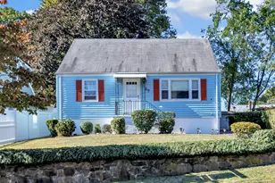 37 Herald Ave, Bridgeport, CT 06606 - Photo 1