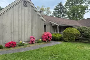 133 Bannock Ln, Stratford, CT 06614 - Photo 1
