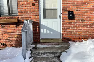 11 King Arthur Dr, East Lyme, CT 06357 - Photo 1