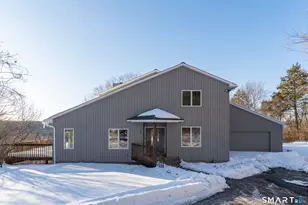 603 Lake Dr, Guilford, CT 06437 - Photo 1