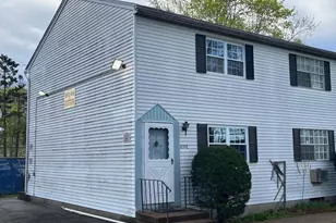 633 Center St, Manchester, CT 06040 - Photo 1