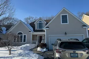 31 Regatta Dr, East Lyme, CT 06357 - Photo 1