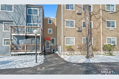 14 Newtown Road #B6, Danbury, CT 06810 - Photo 1