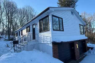 46 Bracewood Rd, Waterbury, CT 06706 - Photo 1