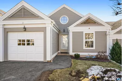 31 Saint George Place #31, Newtown, CT 06482 - Photo 1