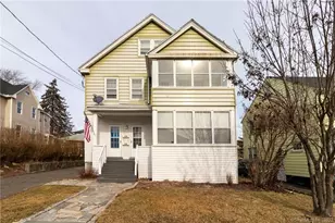 112 Thomas St, West Hartford, CT 06119 - Photo 1
