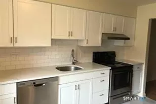 32 Bouton St E, Stamford, CT 06907 - Photo 1