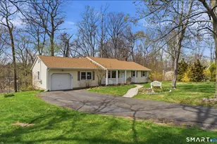 50 Stratton Ct, Hamden, CT 06514 - Photo 1