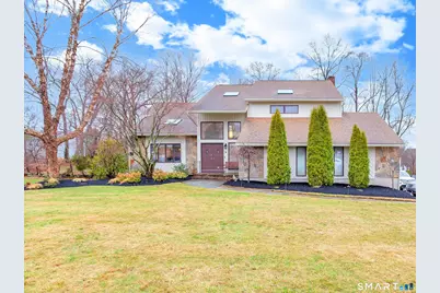 8 Lomartra Lane, Branford, CT 06405 - Photo 1
